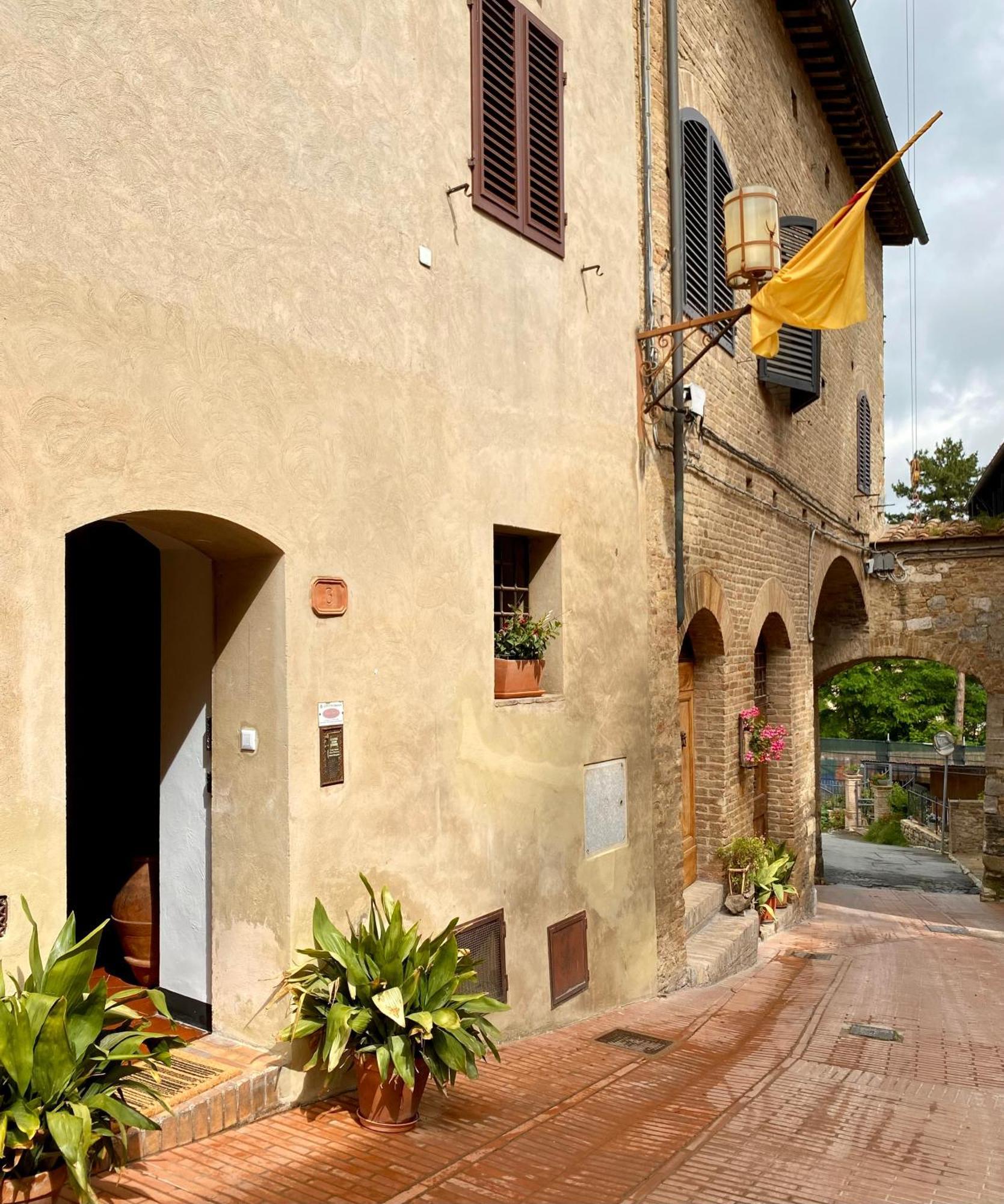 Duccio Nacci Rooms- Guesthouse San Gimignano Kültér fotó